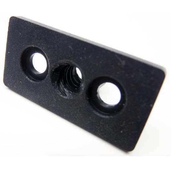 Plaque d'écrou pour vis métrique 8 mm Plaque d'écrou pour vis métrique 8 mm